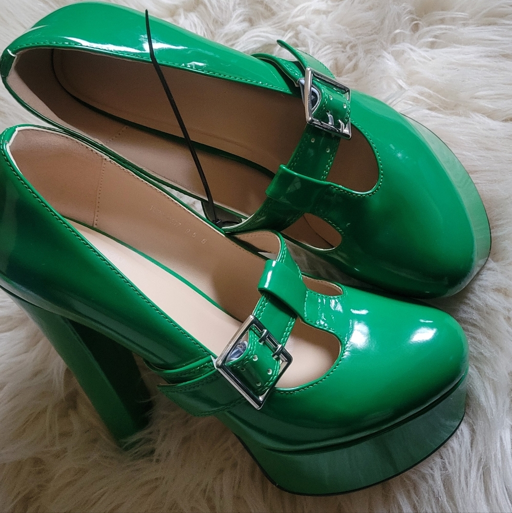 Green Patent Platform Mary Jane Heels with Buckle Strap